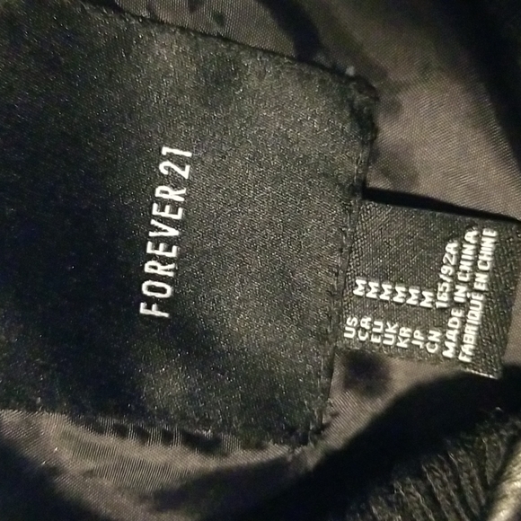 Forever21 Quilted Bomber Jacket - Picture 2 of 2